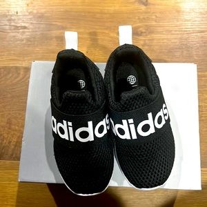 Adidas baby shoes slightly new worn maybe 2 times,still like new.